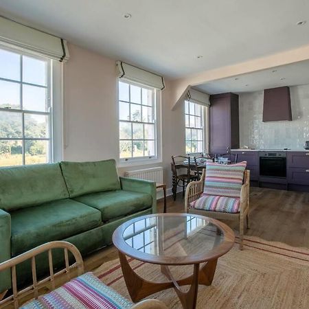 Palm Heights - Top Floor Luxury Flat Маргит Экстерьер фото