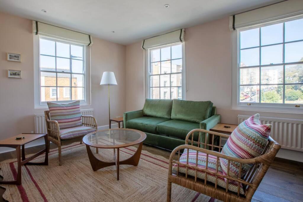 Palm Heights - Top Floor Luxury Flat Маргит Экстерьер фото